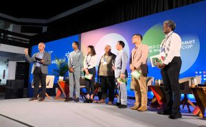 Sultan b. Najamudin bersama delegasi internasional pada acara COP30 Brazil.