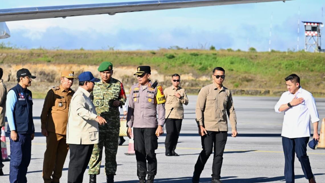 Presiden Prabowo Tinjau Banjir Tapanuli Tengah