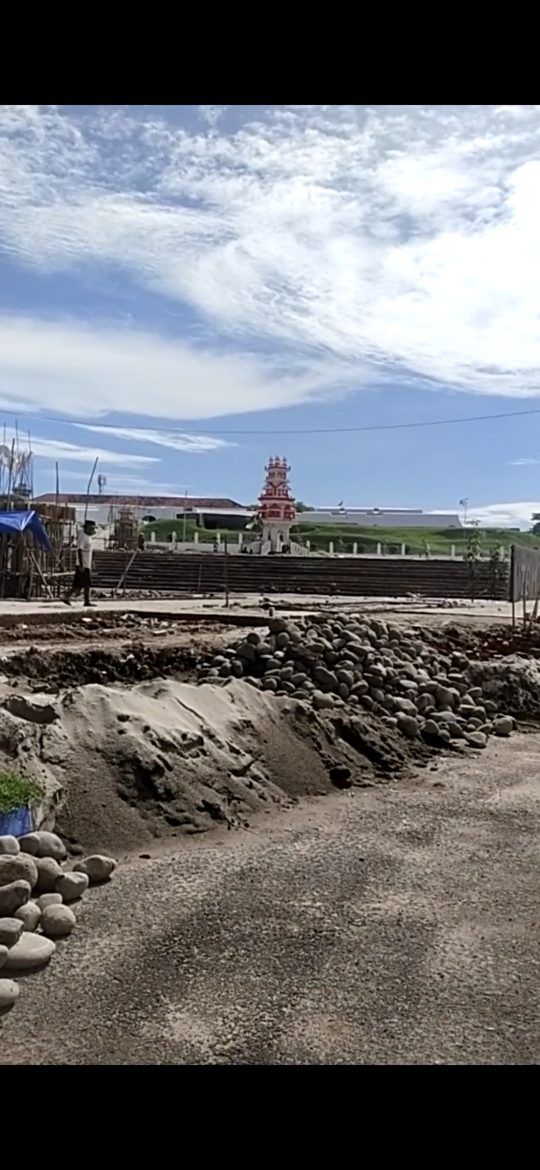 Screenshot_20251206_133044